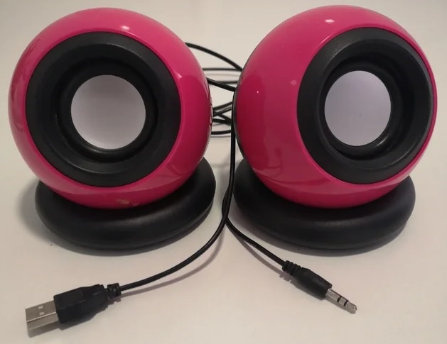 Altavoz cable F800 Redondos Rosas, Smartphone, Tablet, Movil, Consola, MP3, MP4, Telefono, Ordenador sobremesa